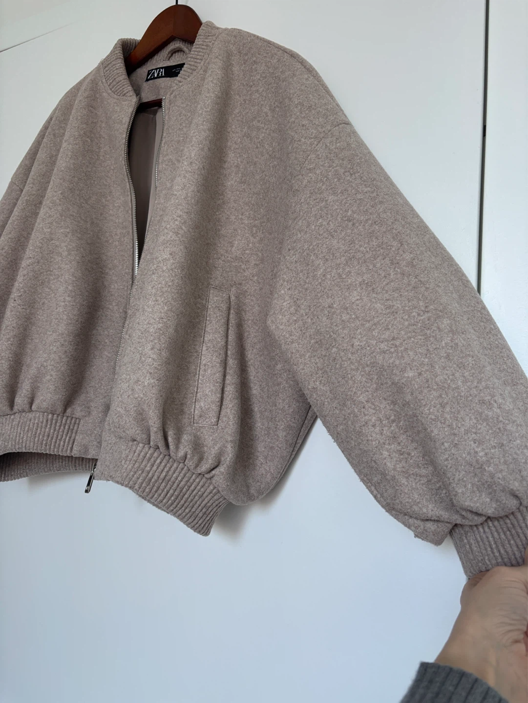 ZARA Oversized Bomber Jacket Beige Size L - photo 5