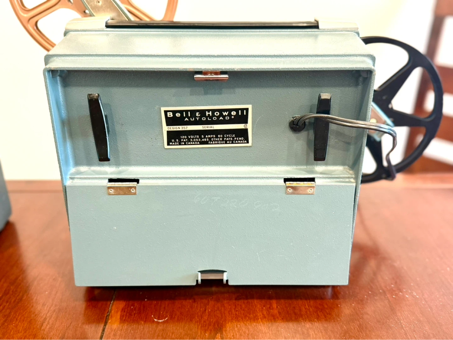Bell & Howell Autoload 8mm Film Projector - photo 3