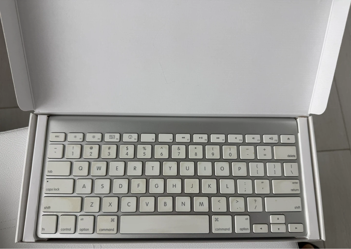 Apple Wireless Keyboard A1314