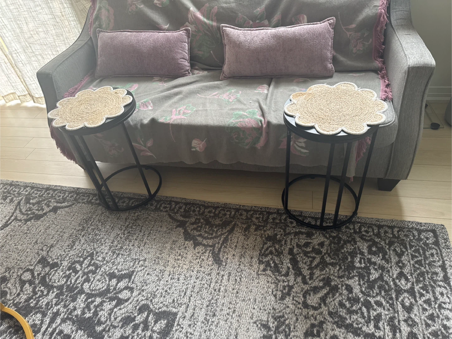 Round Side Table - Black