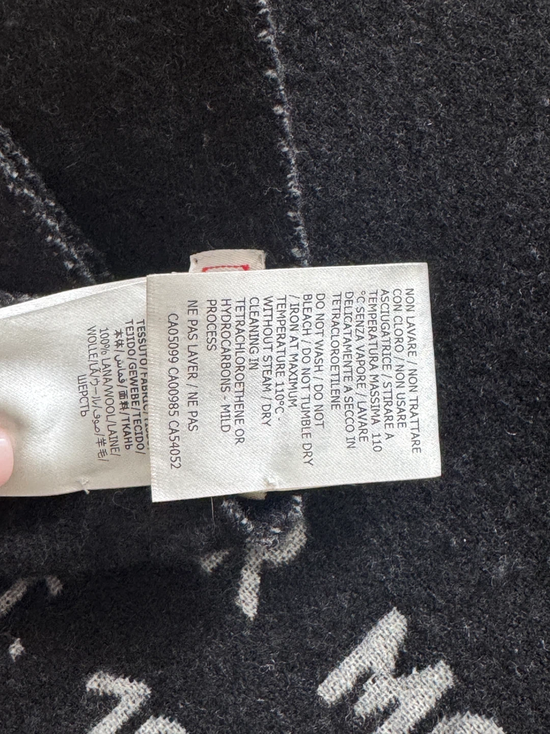 Alexander McQueen Black Wool Scarf - photo 5
