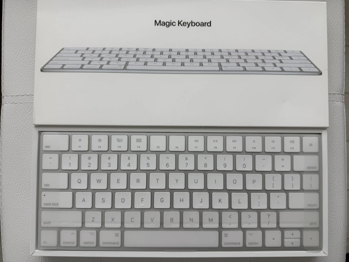 Apple Magic Keyboard (new in box) - photo 3