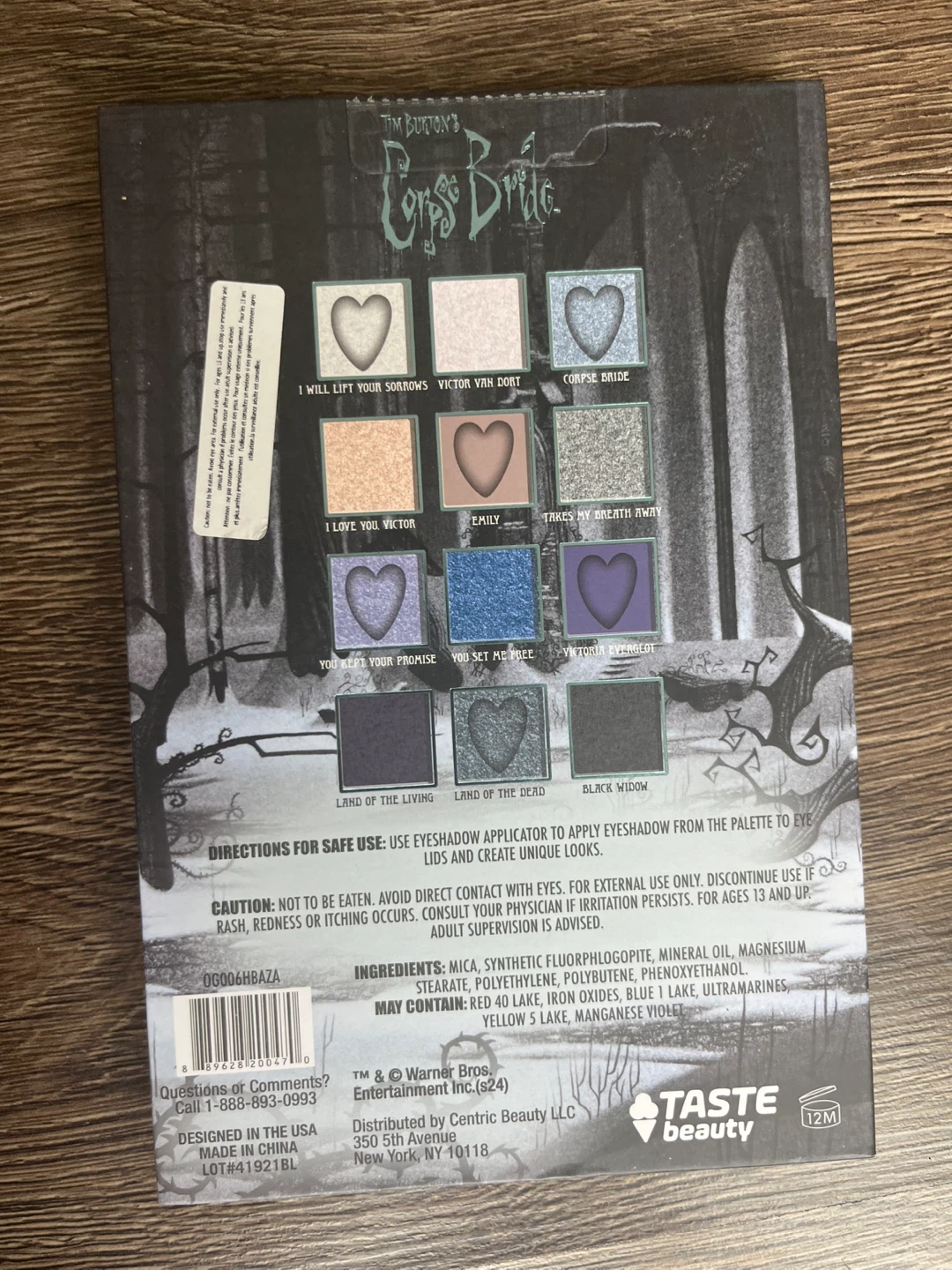 Tim Burton's Corpse Bride Eyeshadow Palette - photo 4