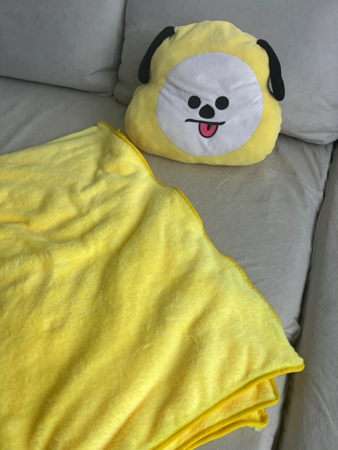 BT21 official BTS merch-CHIMMY Blanket and Plush Pillow Set