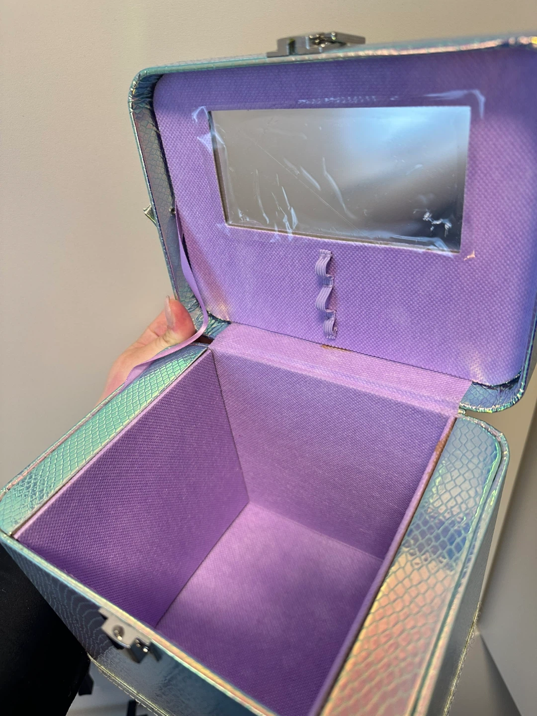 Makeup Case with Mirror - photo 2