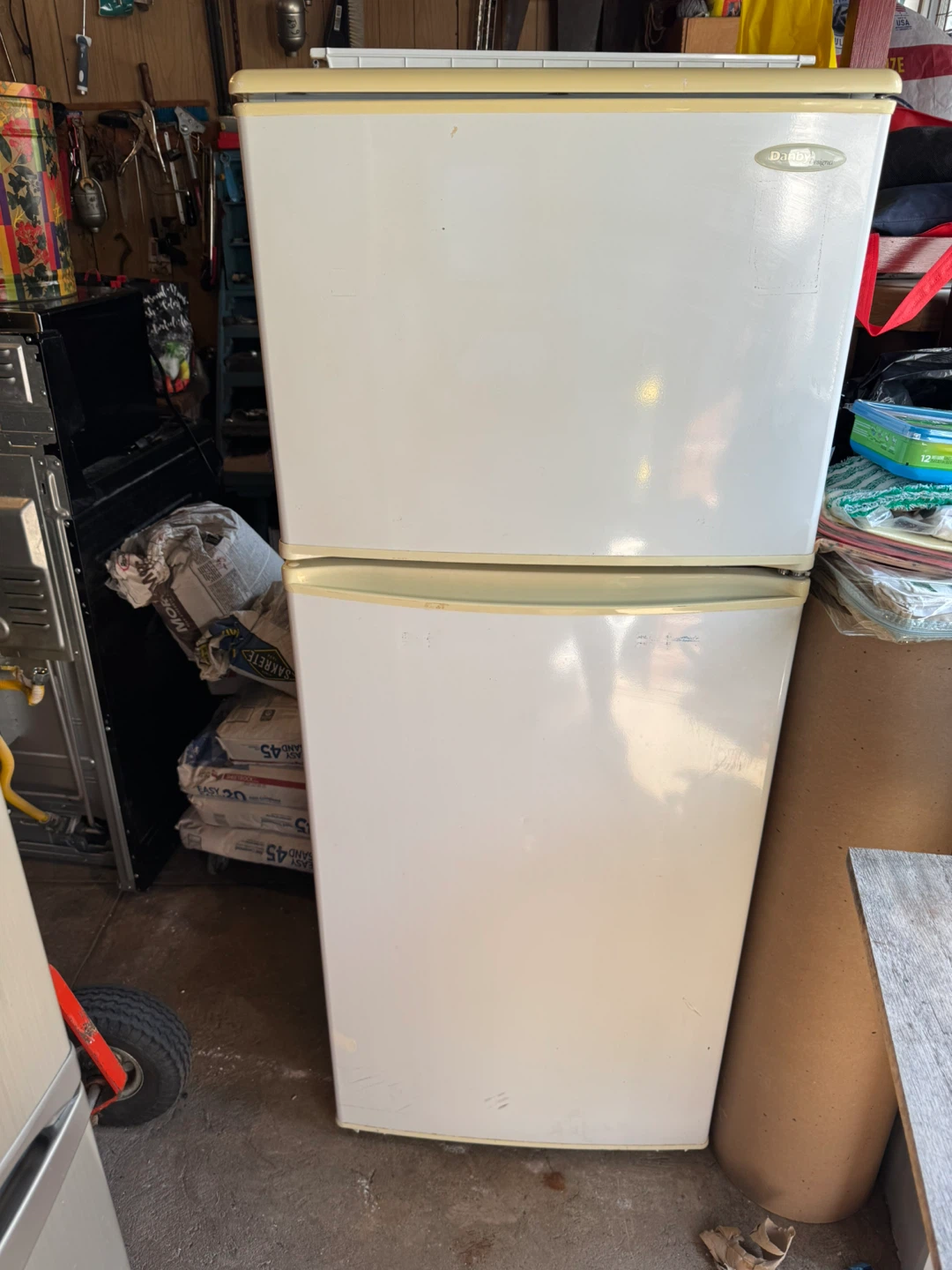 White Top Freezer Refrigerator