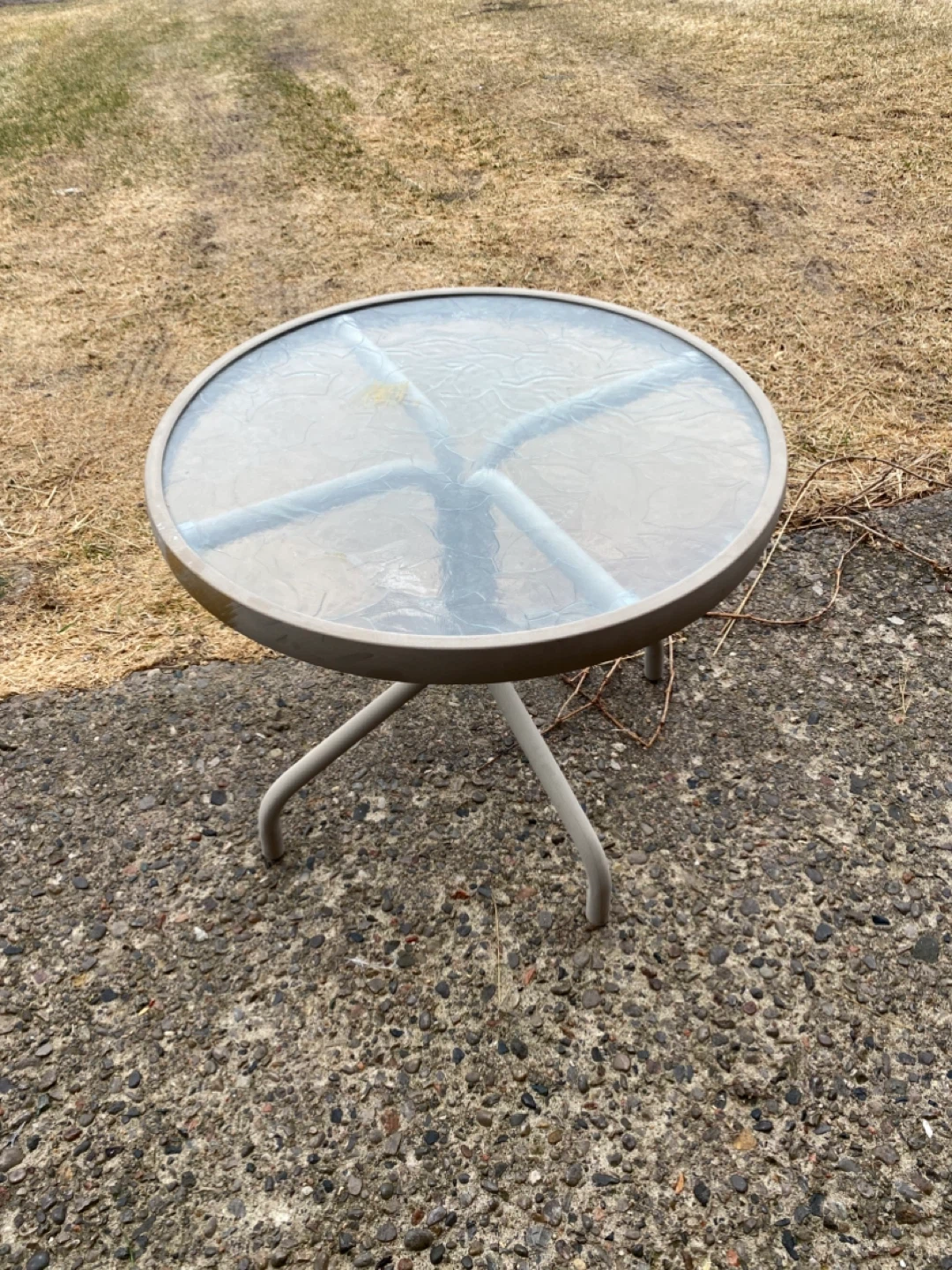 Round Glass Top Patio Side Table