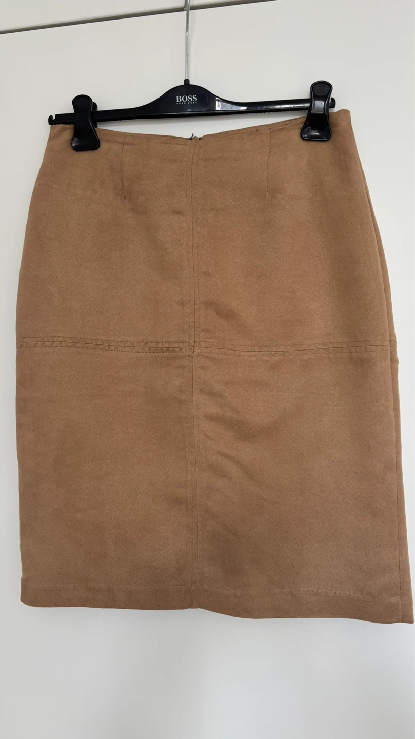 Beechers Brook Tan Suede Skirt Size 10