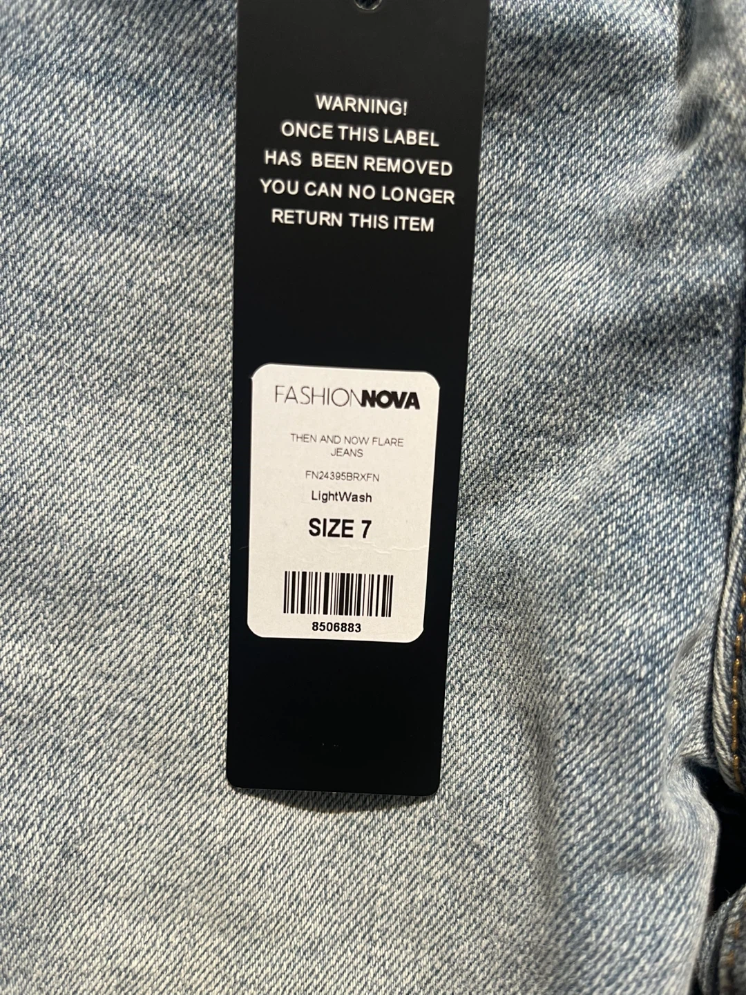 Fashion Nova Light Wash Flare Jeans Size 7 - photo 3