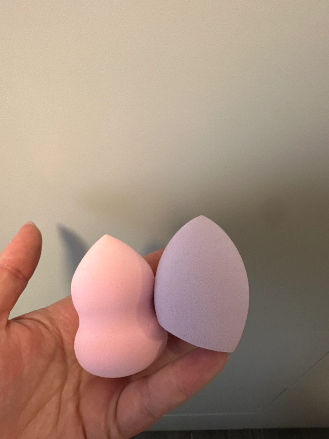 Two Makeup Sponges - Pink & Lavender