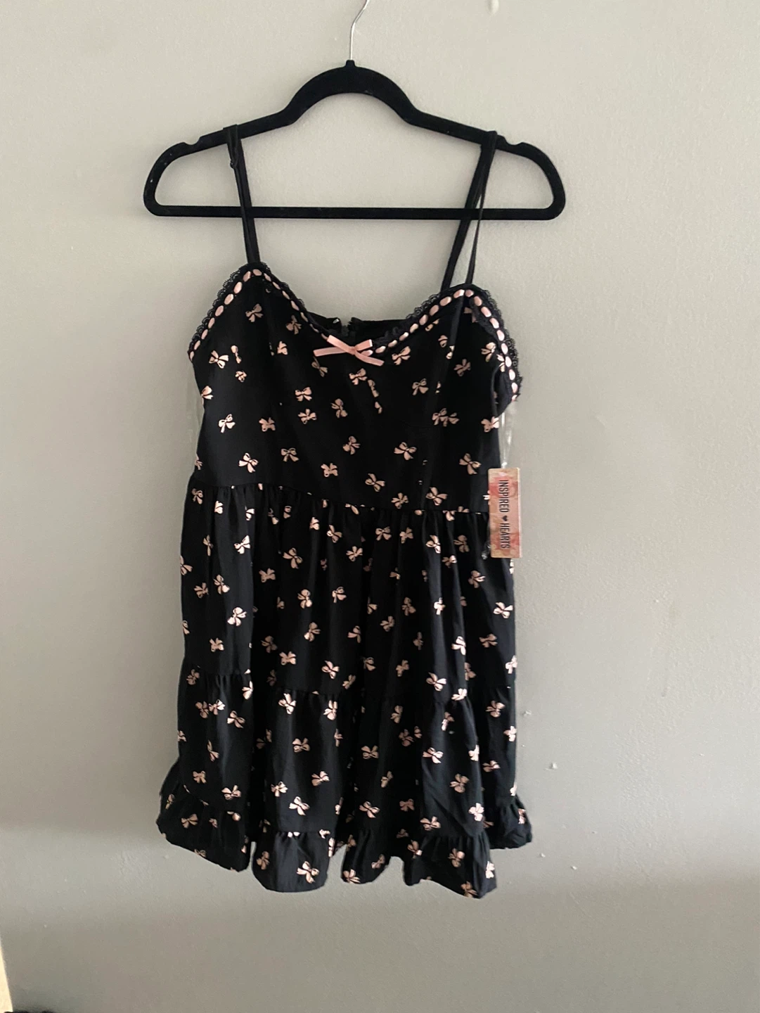 Woman’s clothing - photo 5