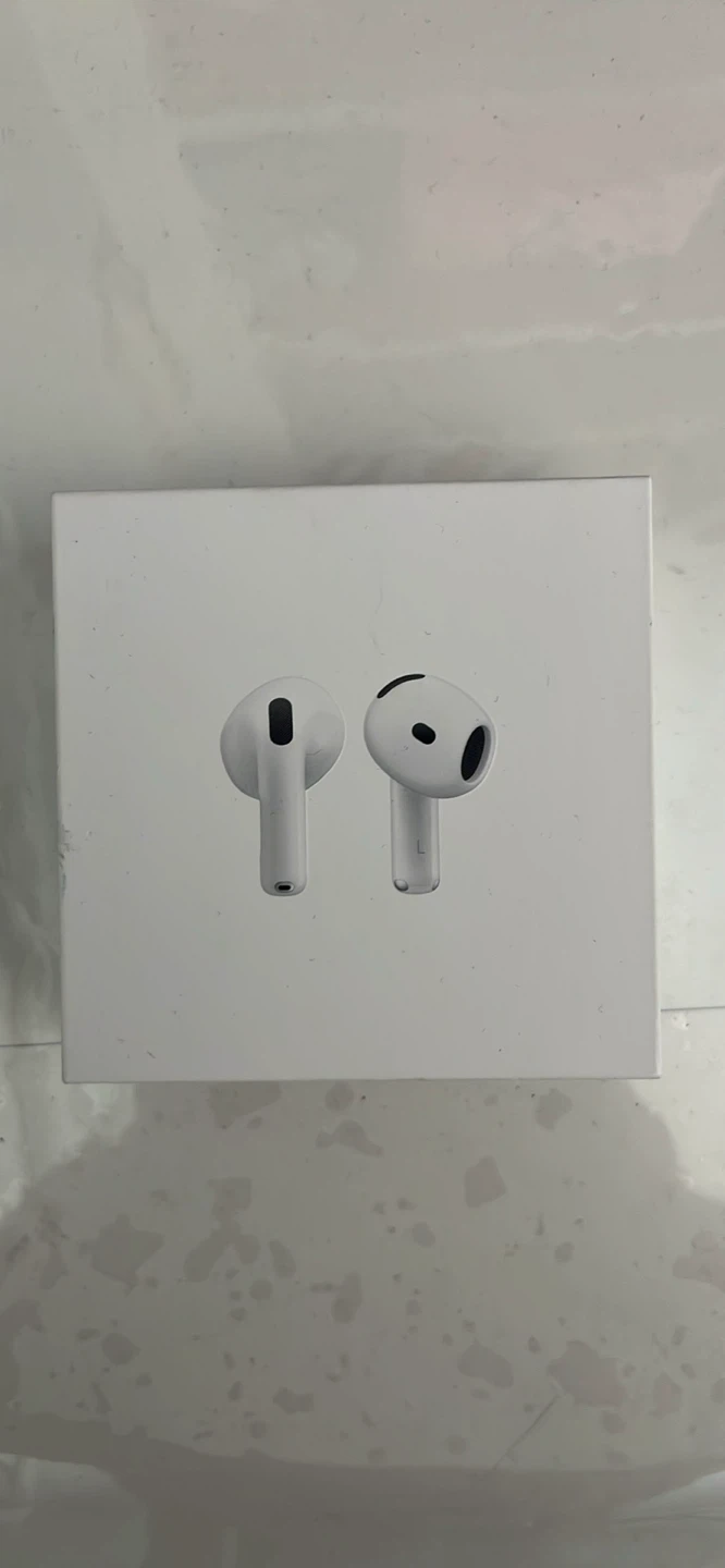 Apple AirPods 4