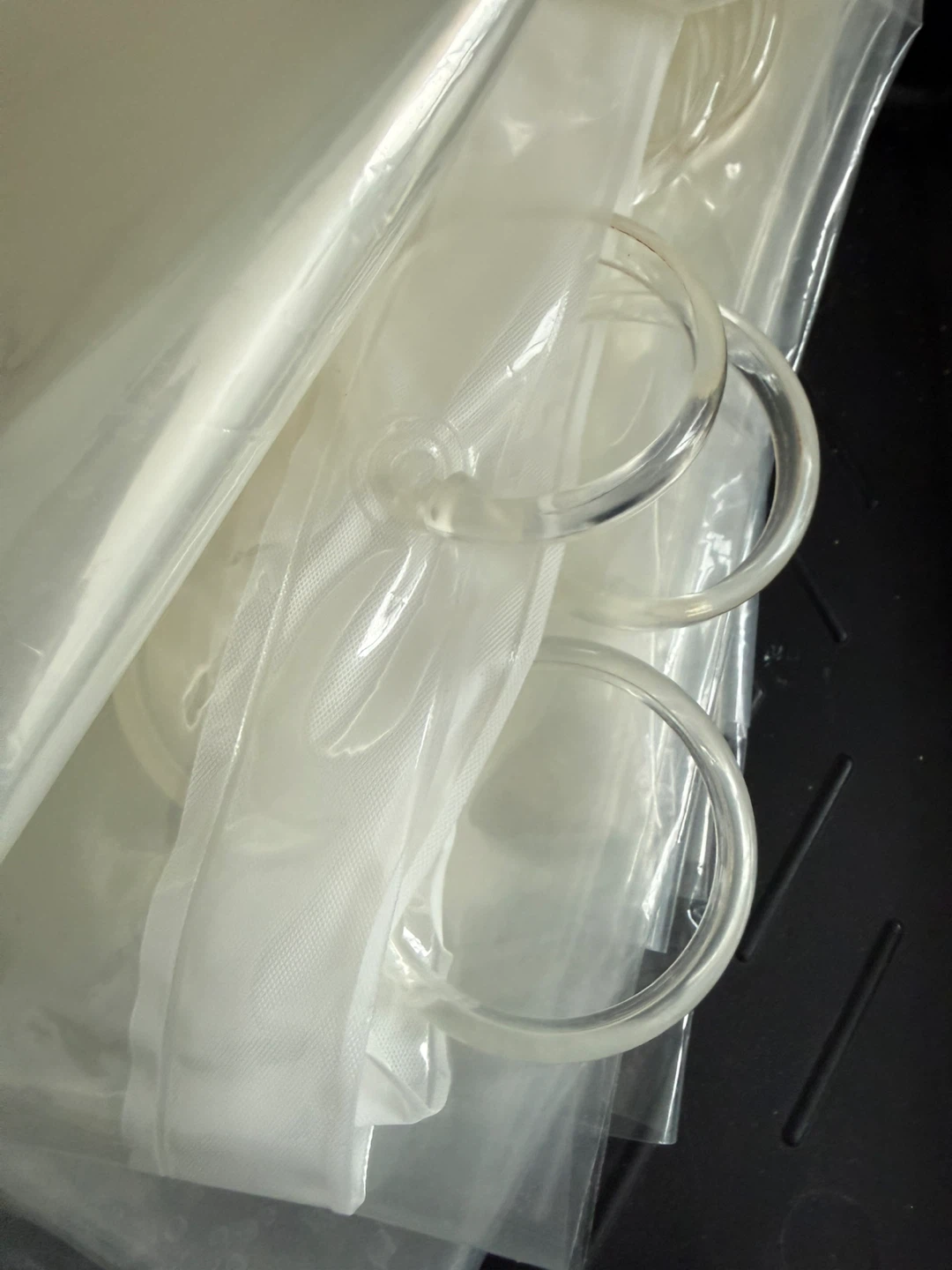 Clear Plastic shower curtain with Rings - photo 2