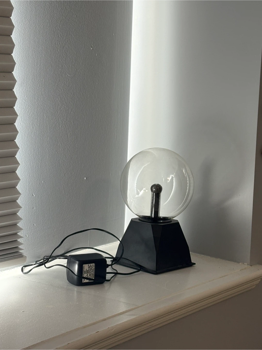 Plasma Ball Lamp with Power Adapter
