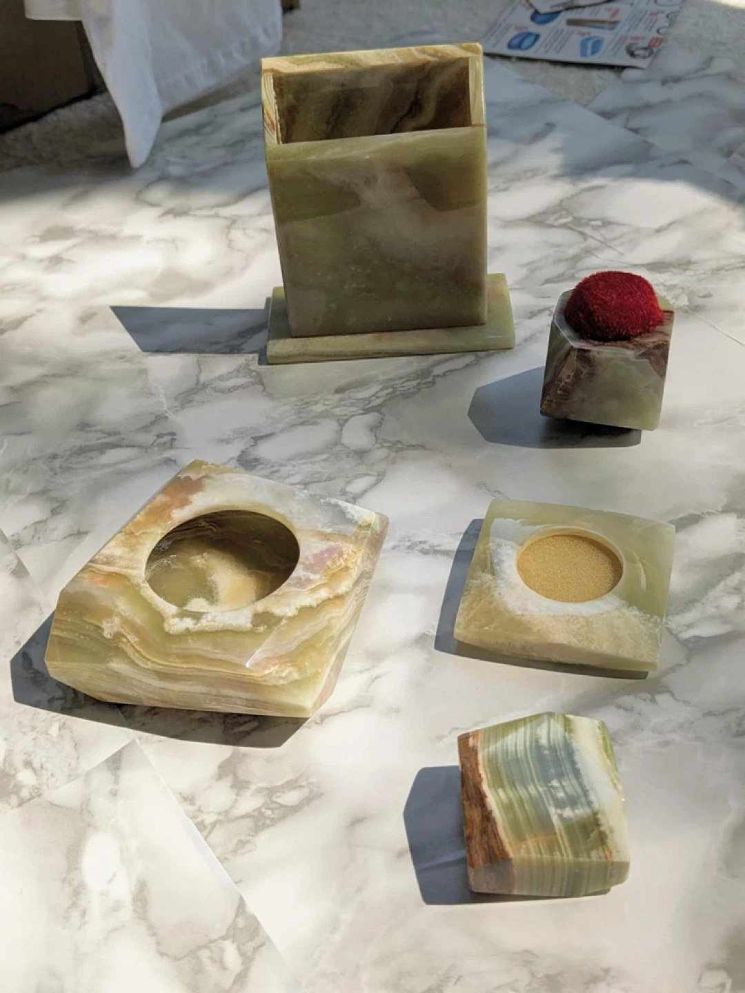 Green Onyx Stone Ashtray Holder - photo 2