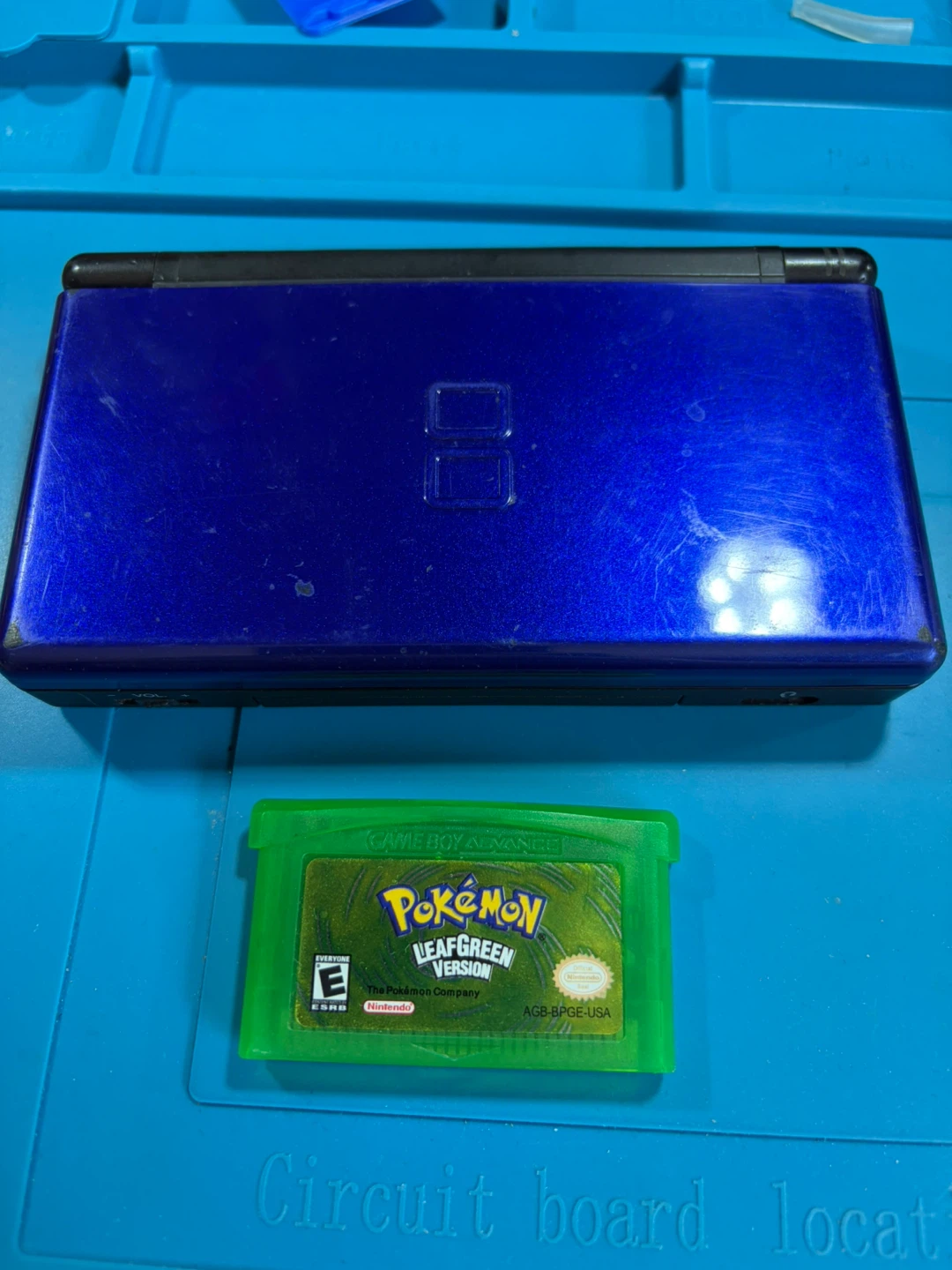 Nintendo DS Lite Console with Pokémon LeafGreen repo