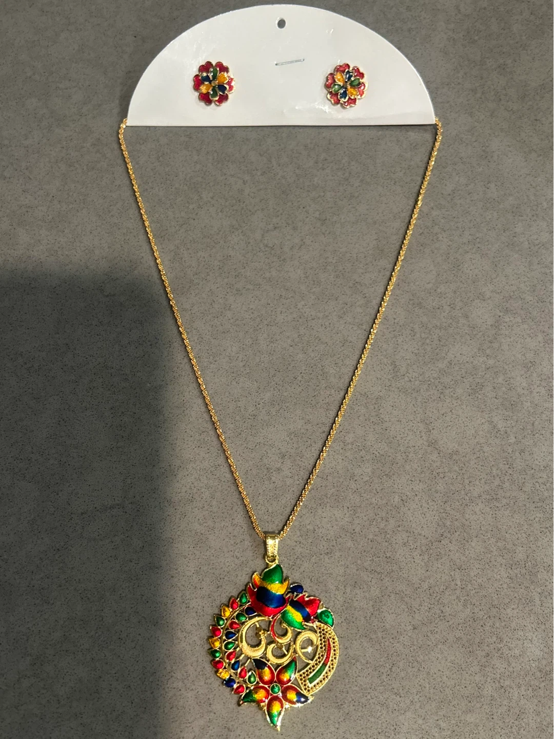 NEW Gold-Tone Necklace and Earring Set with Colourful Pendant