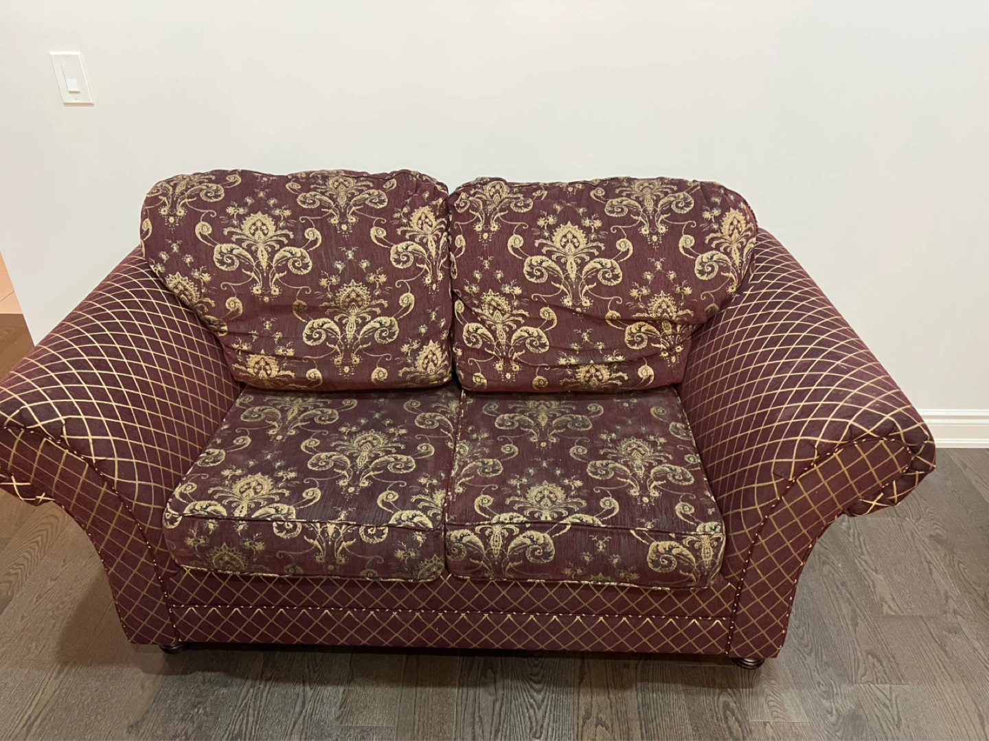 Loveseat Couch - Burgundy and Gold Floral Pattern - photo 4