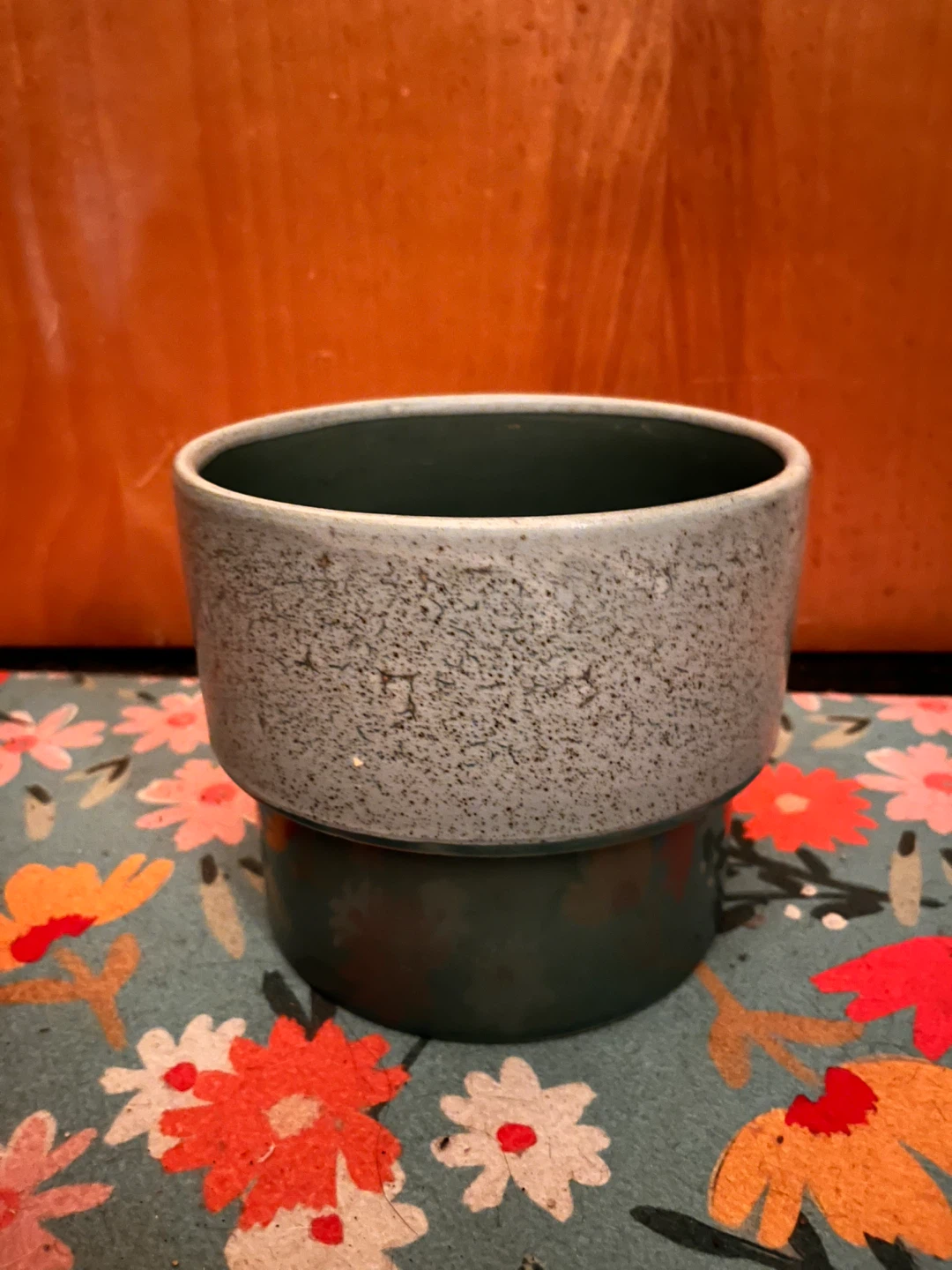 6.5 inches Ceramic Planter Pot - 6 available