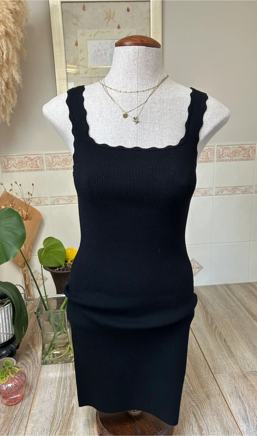 Wilfred Black Scallop Neck Ribbed Tank Dress Size M