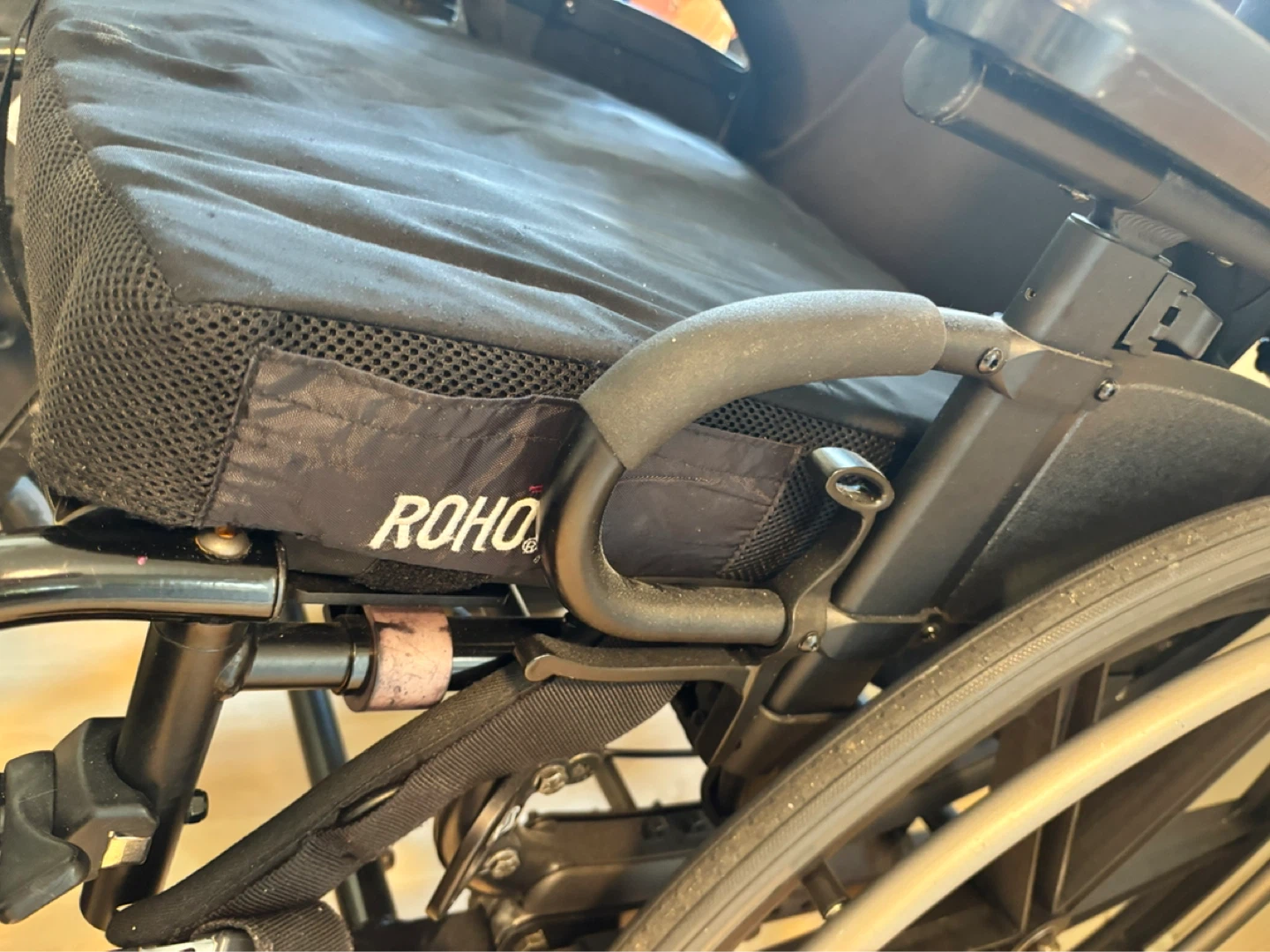 Tilt Wheelchair Sunrise SR45 + ROHO High Profile Cushion - photo 2