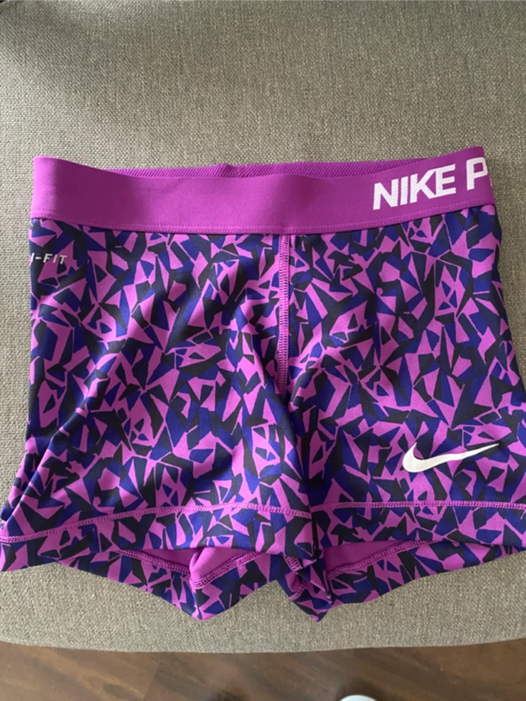 Nike Pro Compression Shorts XS Purple Geometric Print