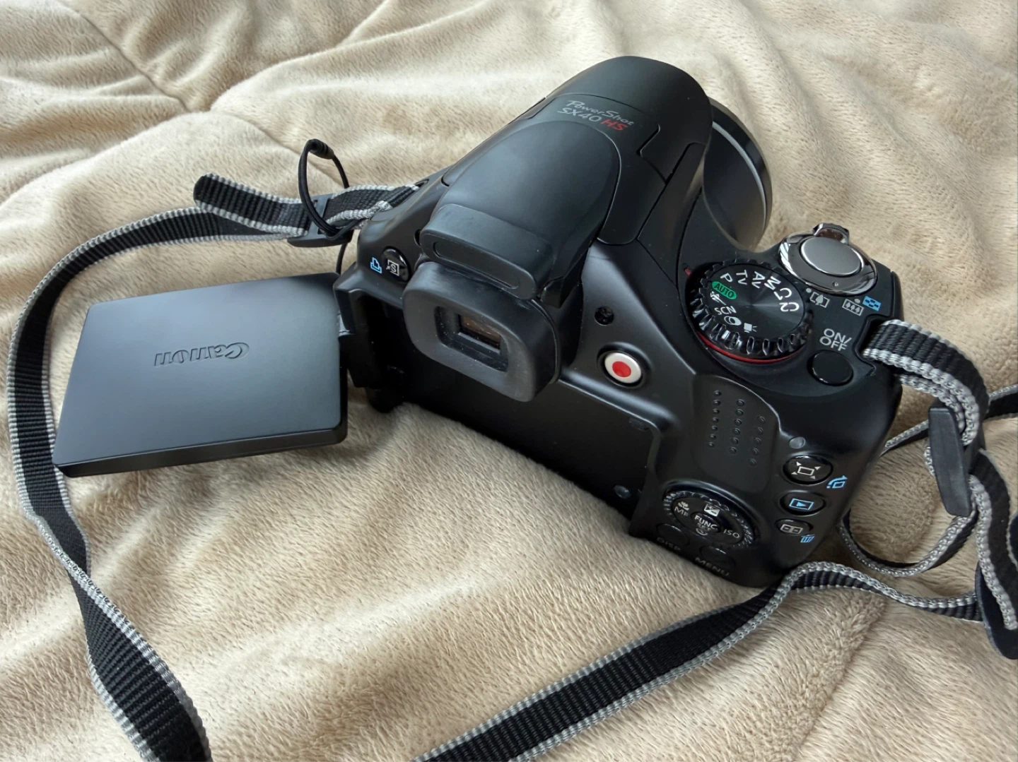Canon SX40 HS 35x Optical Zoom Digital Camera - photo 4