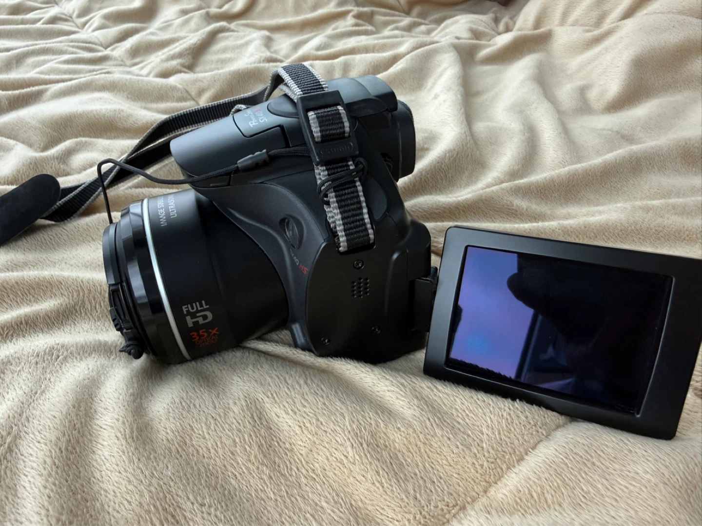 Canon SX40 HS 35x Optical Zoom Digital Camera - photo 5