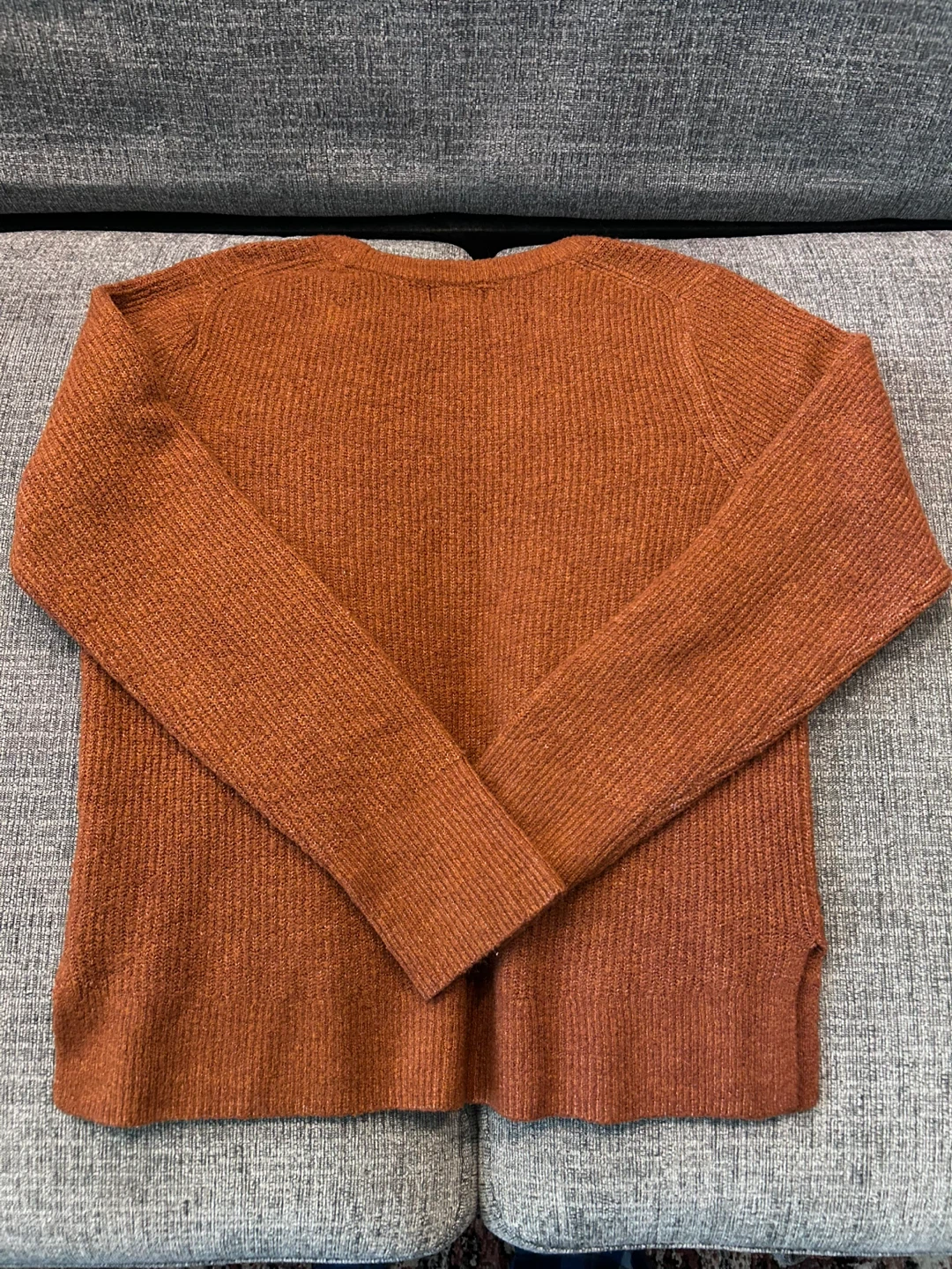 Old Navy Women's Ribbed Crew Neck Sweater - Size M - photo 3
