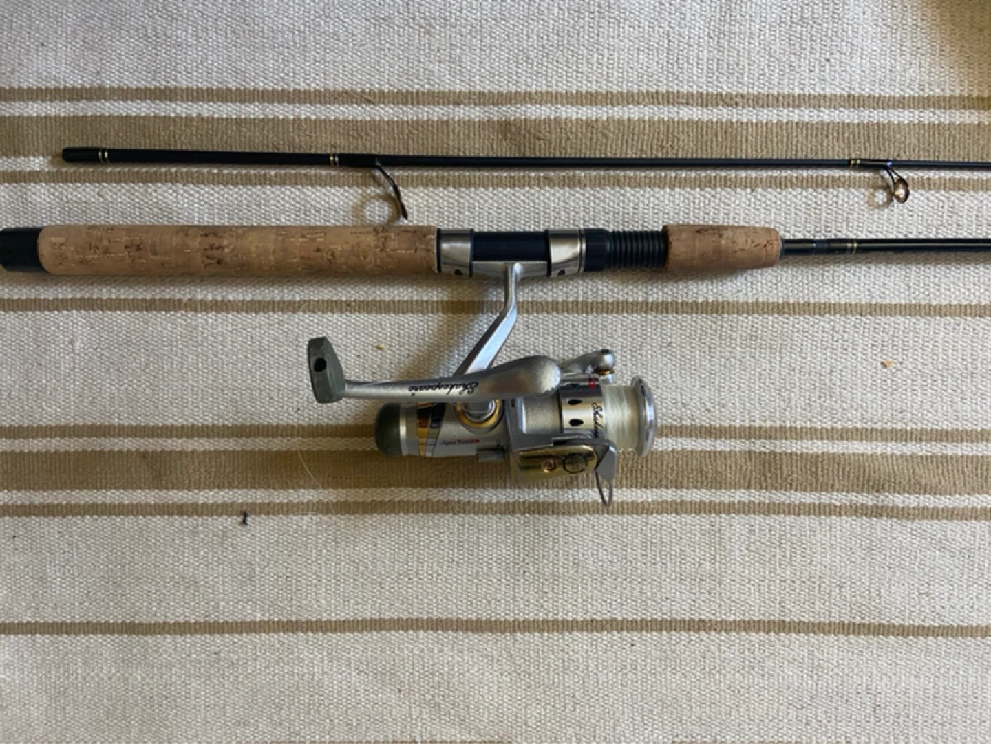Shakespeare Sigma Titanium Spinning Fishing Rod and Reel Combo - photo 3