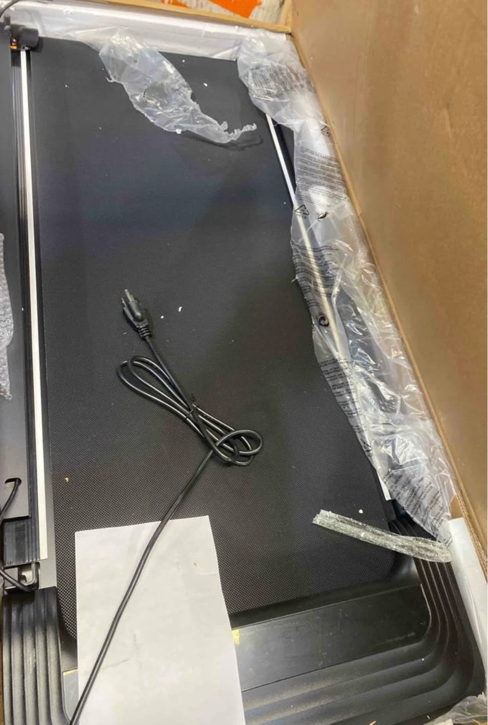 380TM Pro Max Treadmill - photo 2