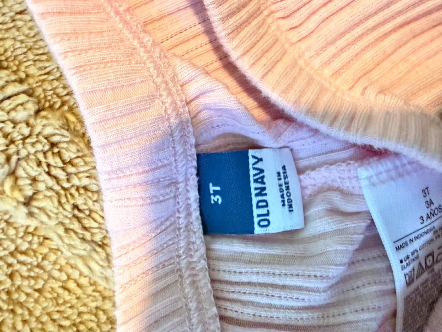 Old Navy Pink Ribbed Flare Pants Size 3T - photo 2