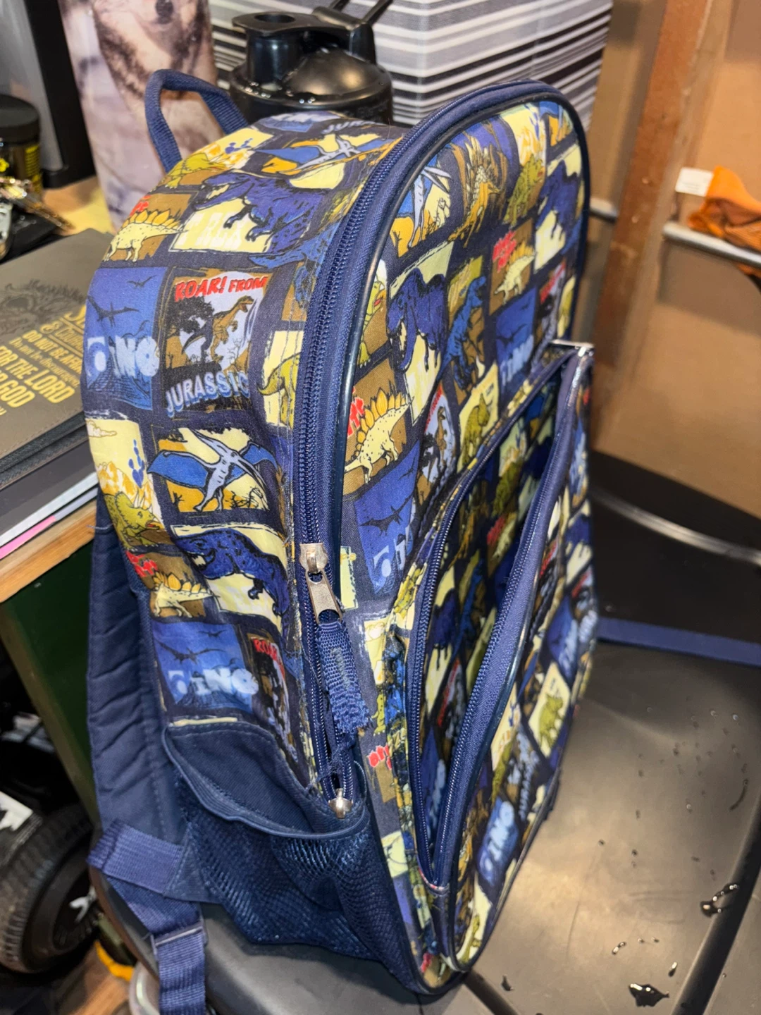 Jurassic Park Dinosaur Backpack - photo 3