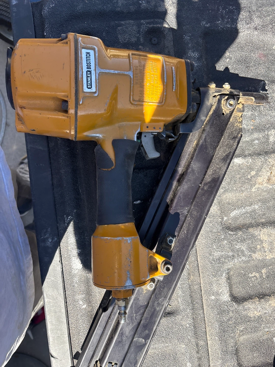 Stanley Bostitch Coil Roofing Nailer - photo 3