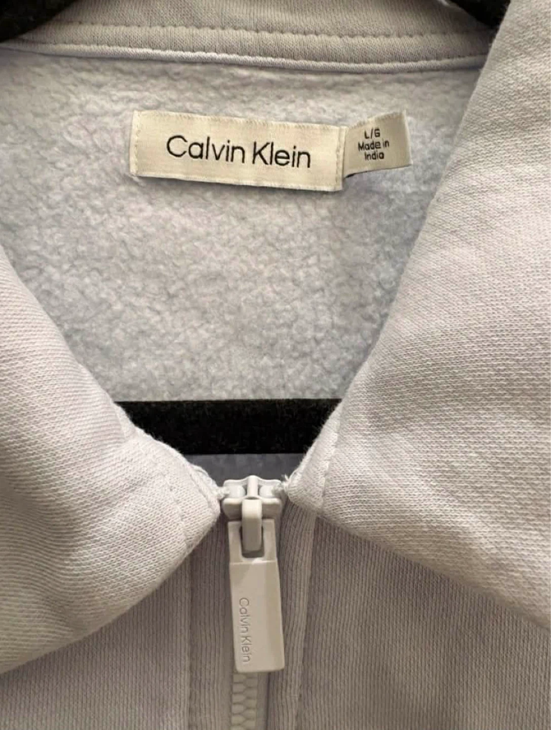 Calvin Klein Light Blue 1/4 Zip Sweatshirt - L/G