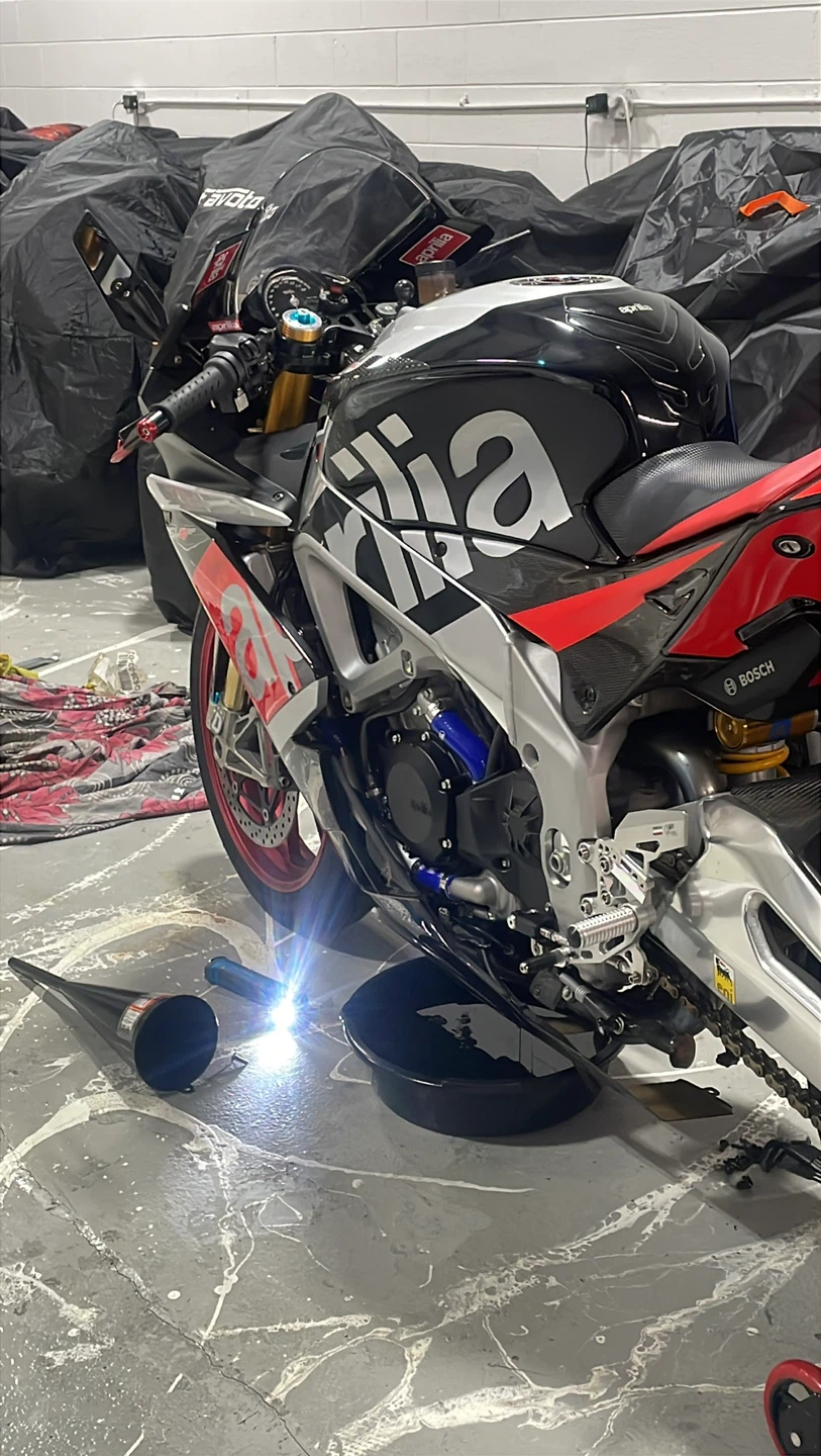 Aprilia Sportbike Motorcycle - photo 2