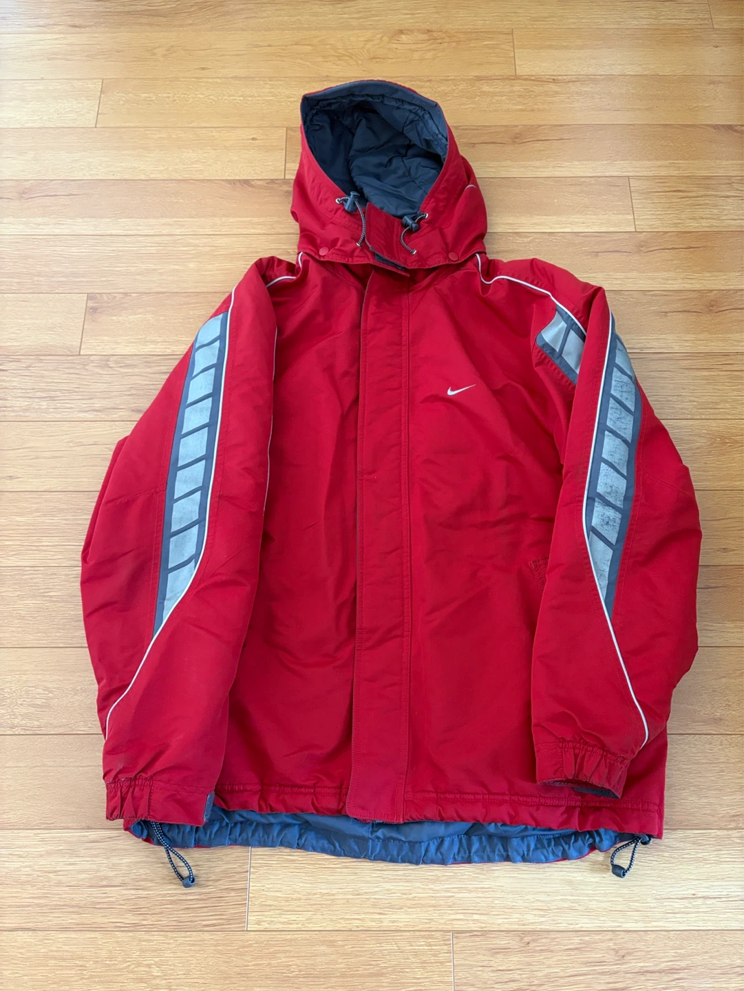 Vintage red nike jackets men’s