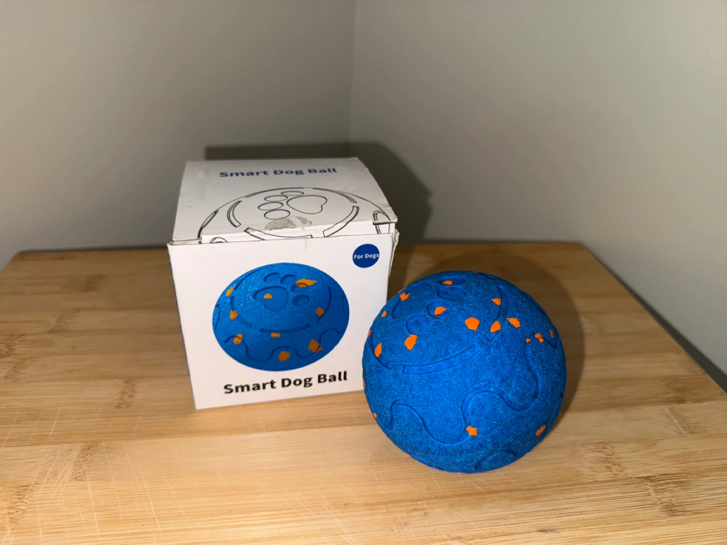 Smart Dog Ball Toy with USB Charging Cable - photo 4