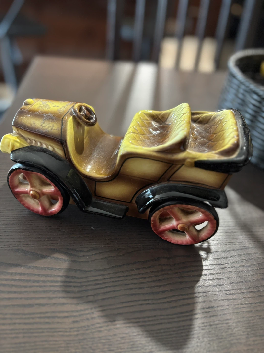 Vintage Ceramic musical box Car Figurine - photo 2