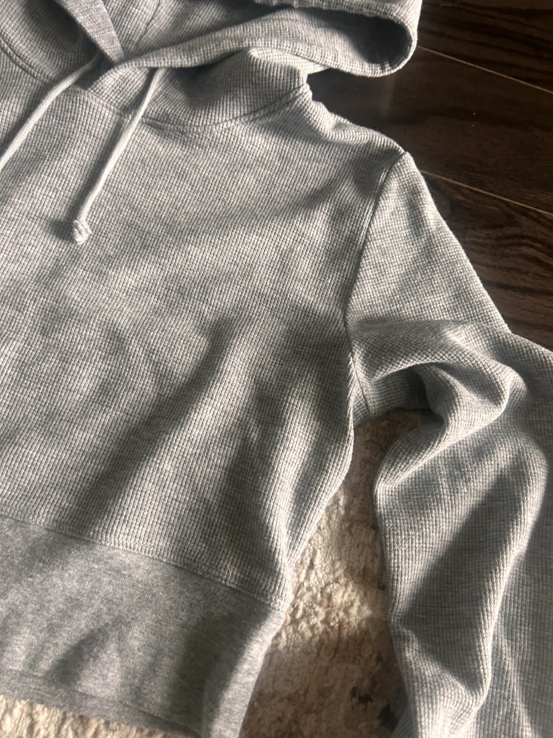 Aritzia Sunday best cropped waffle hoodie size small - photo 3