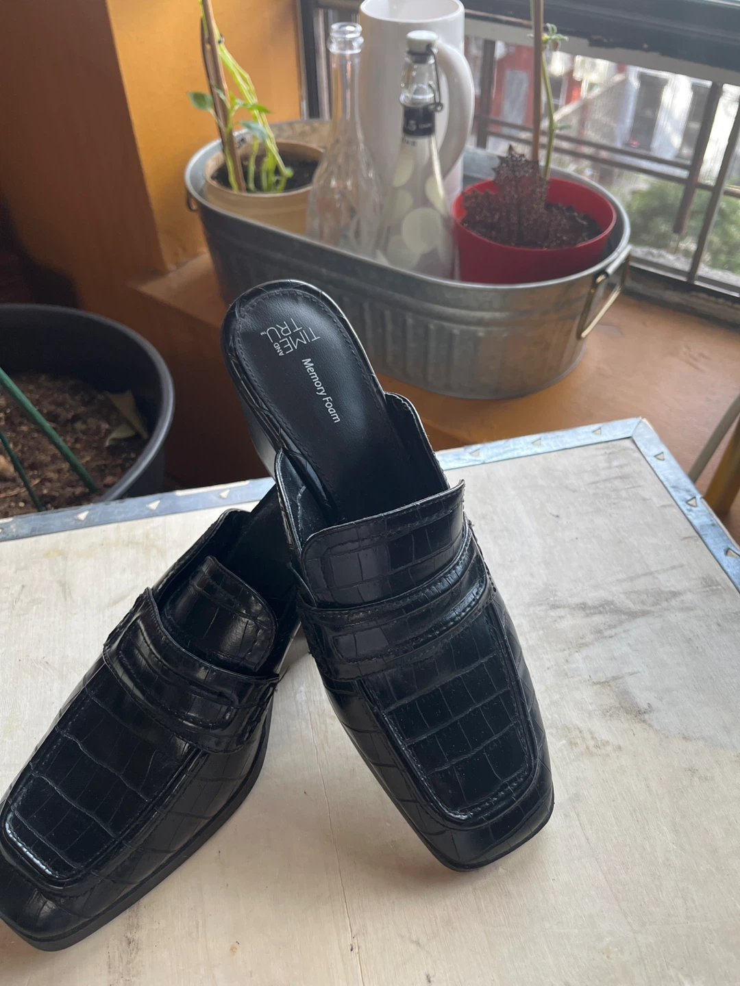 Black Mules  SIZE 10 Embossed Mules - TRU - photo 2