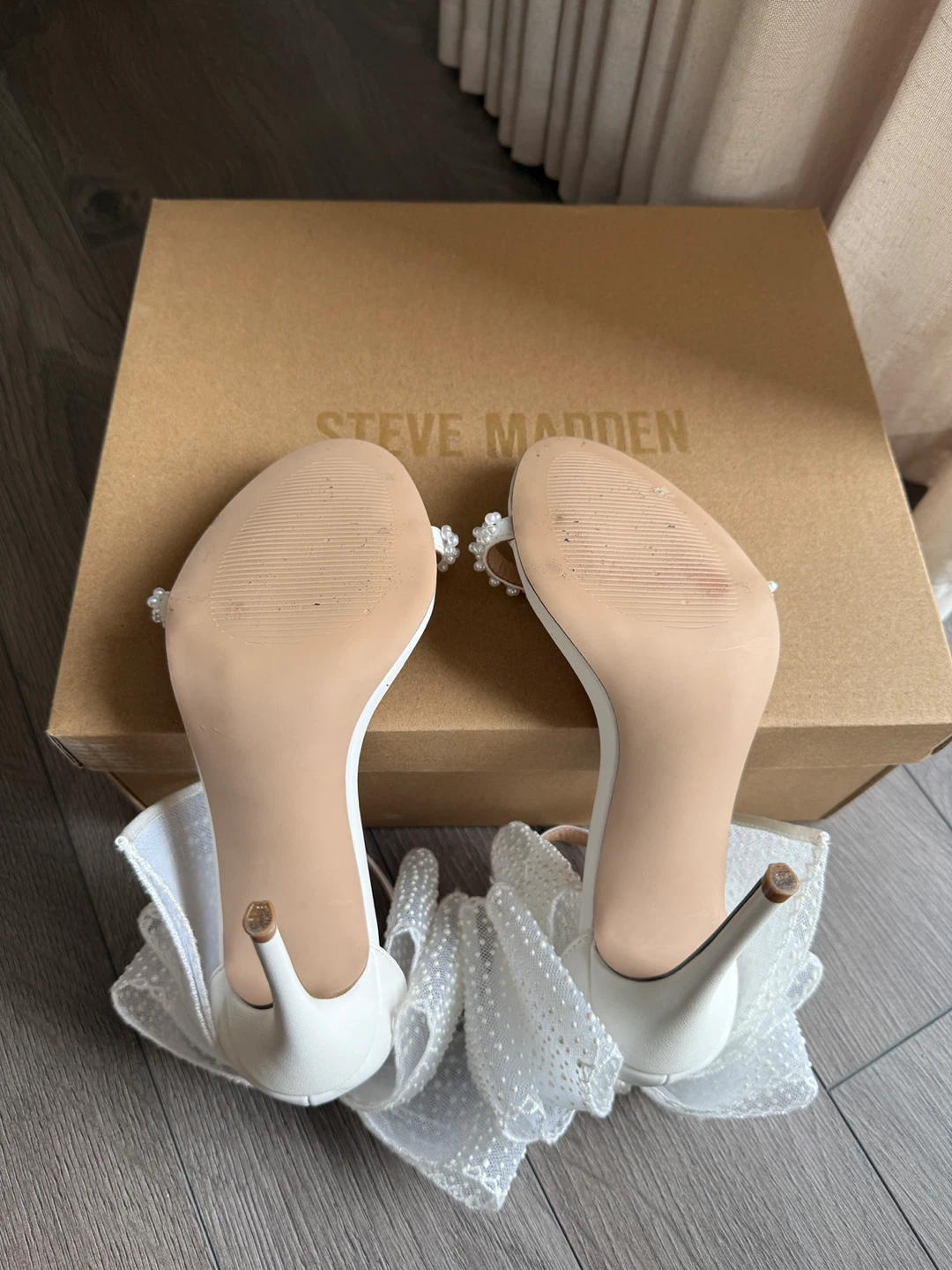 Steve Madden White BENNI Heels Size 7.5 - photo 4