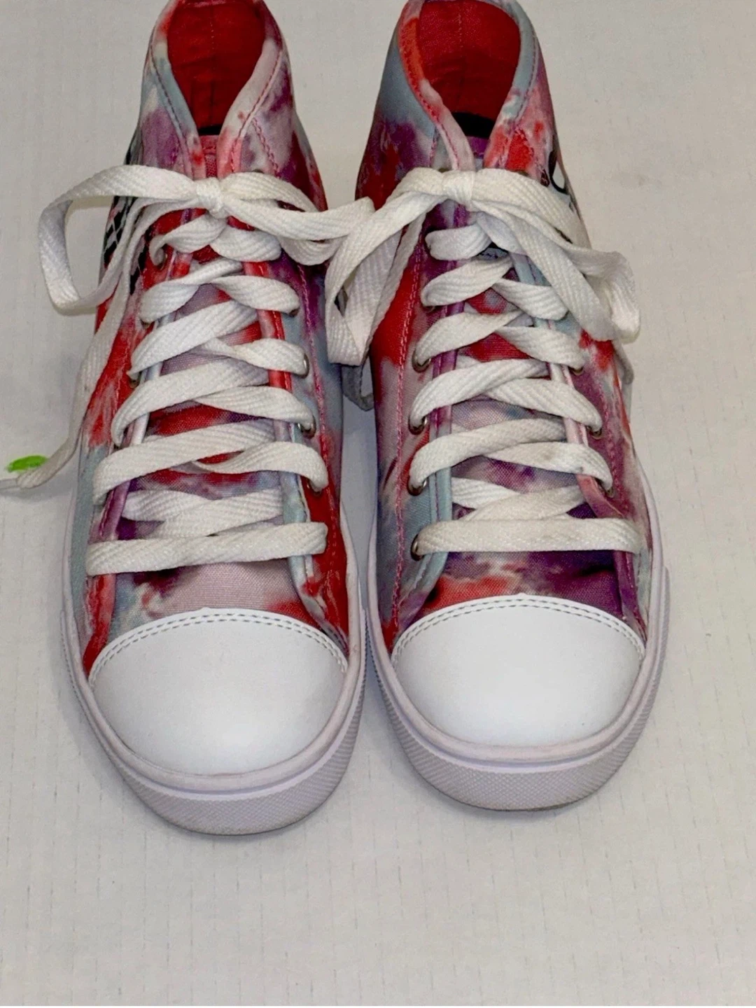 Heelys Tie Dye Roller Shoes Size 6 Youth
