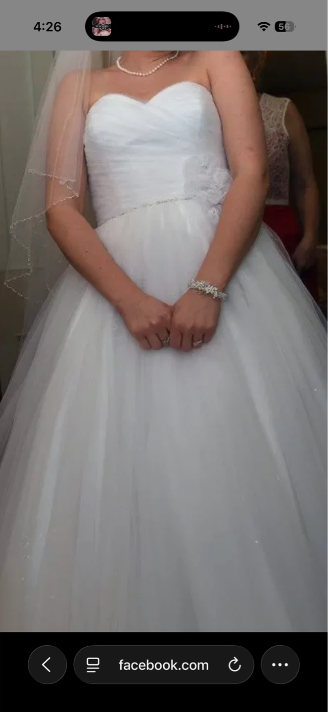 White Strapless Tulle Wedding Dress - photo 3