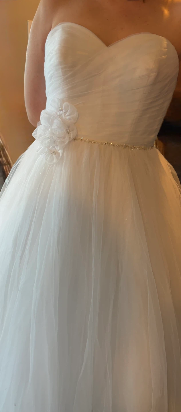 White Strapless Tulle Wedding Dress - photo 5