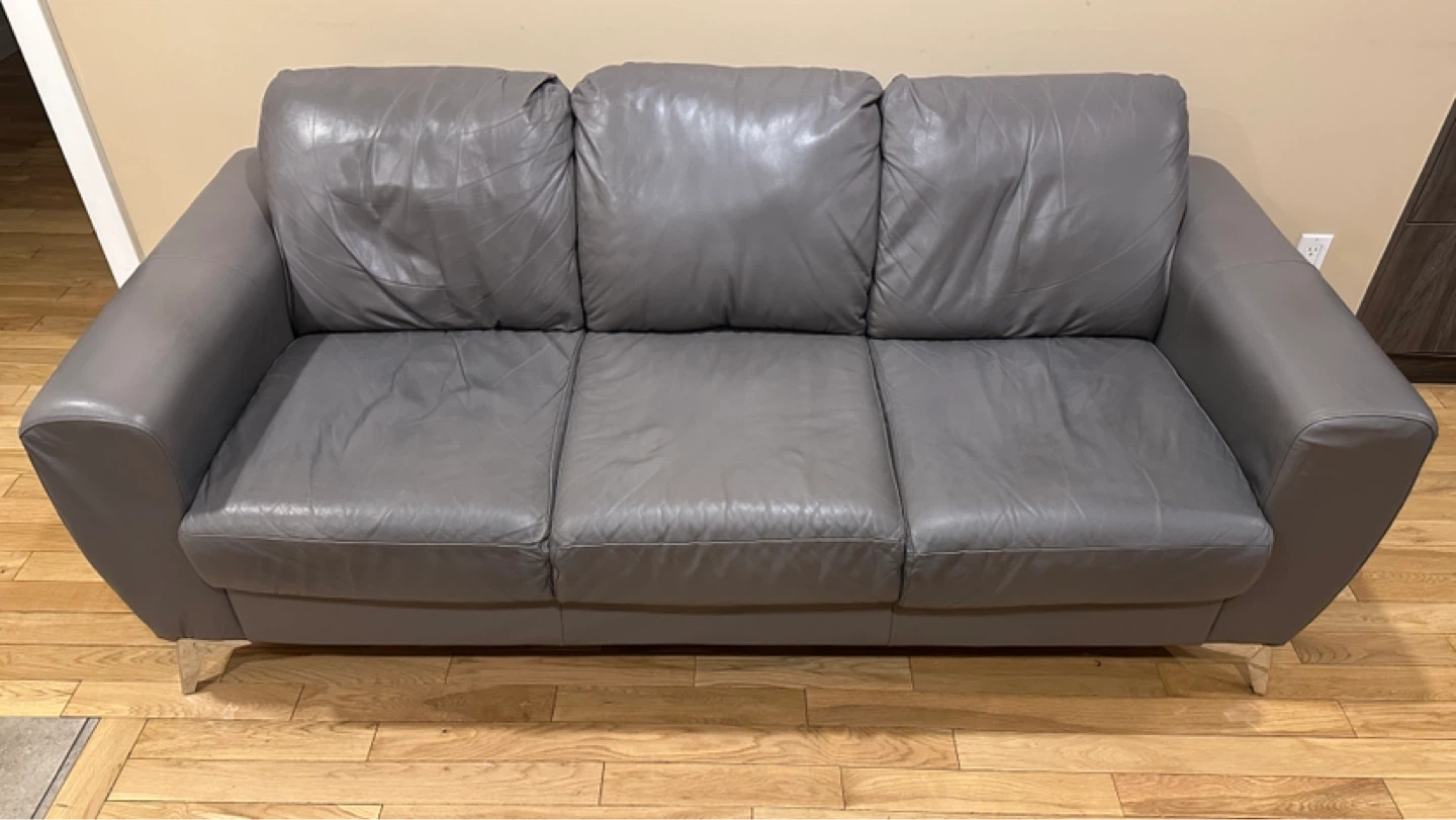 Palliser Aviana Genuine Leather Sofa (CAN DELIVER)