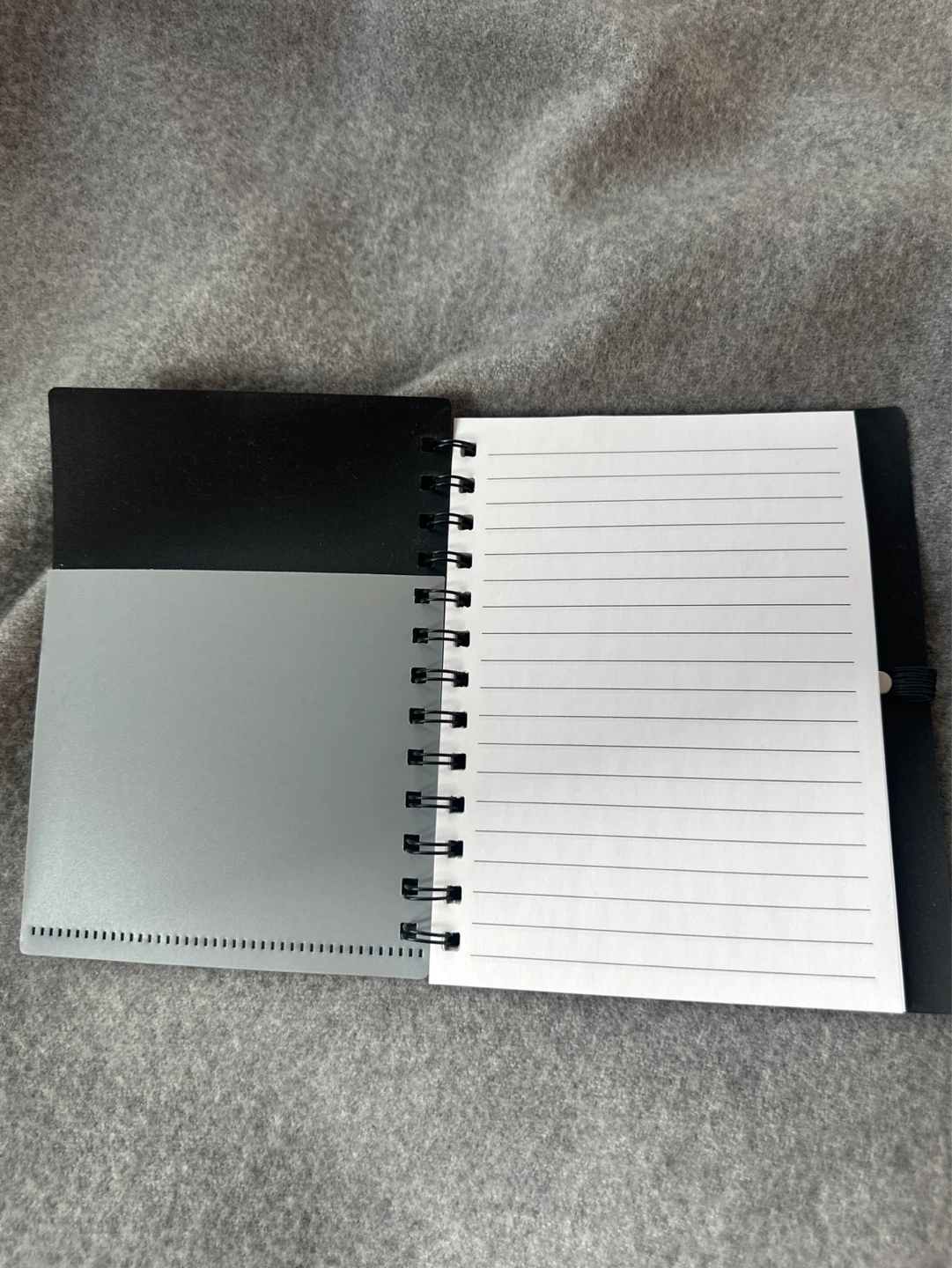 Notebook with folder pockets - photo 2