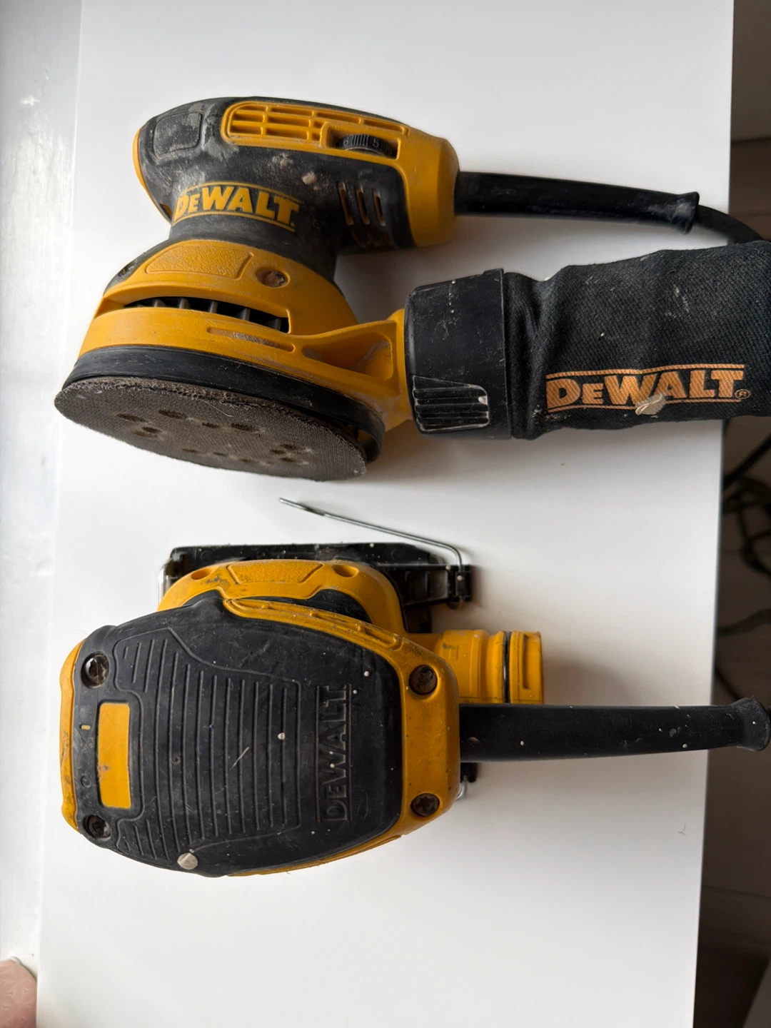 DeWalt Orbital Sanders (2) - DWE6411