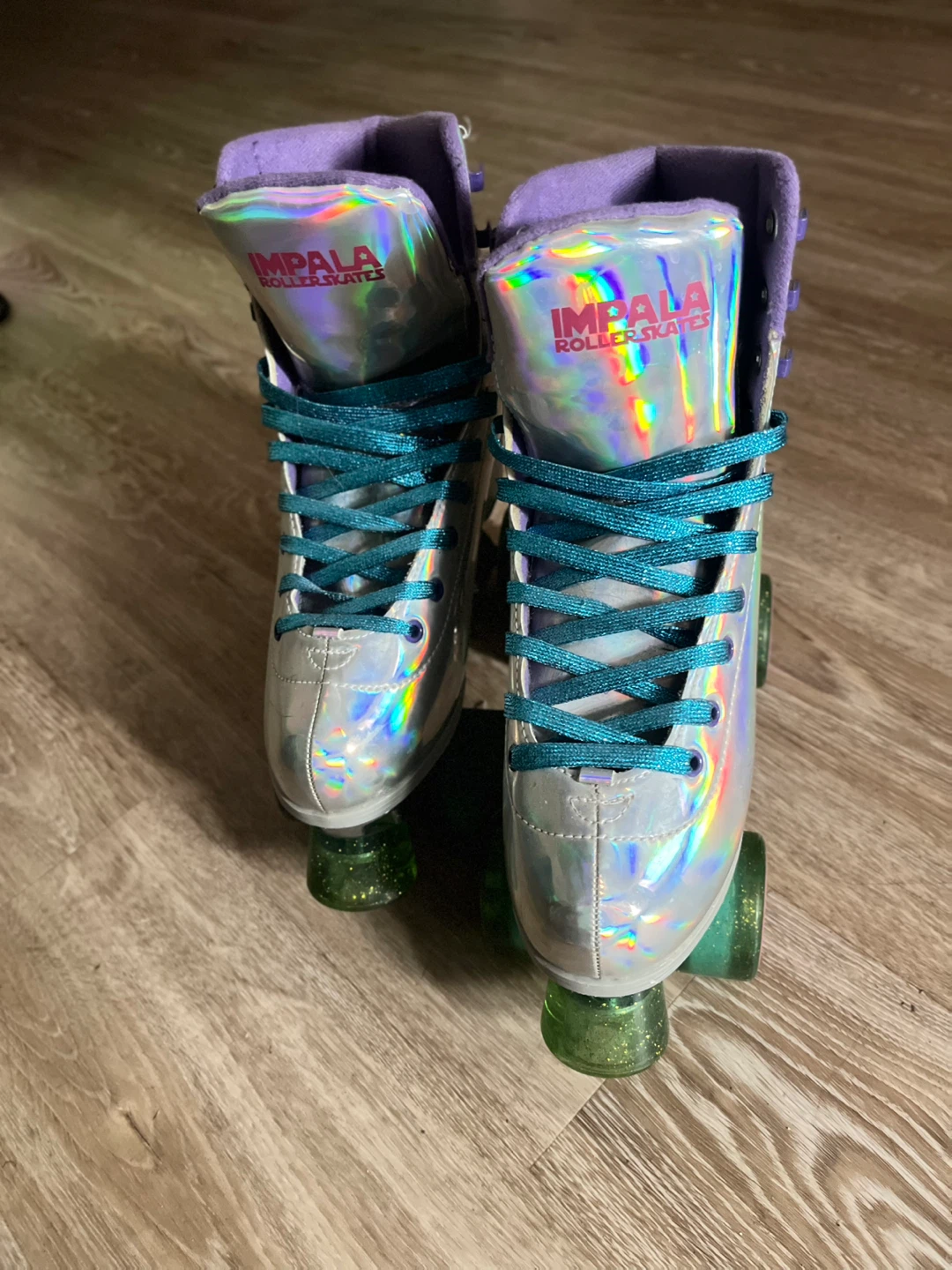 Impala Roller Skates - Holographic Silver Size 7 - photo 5