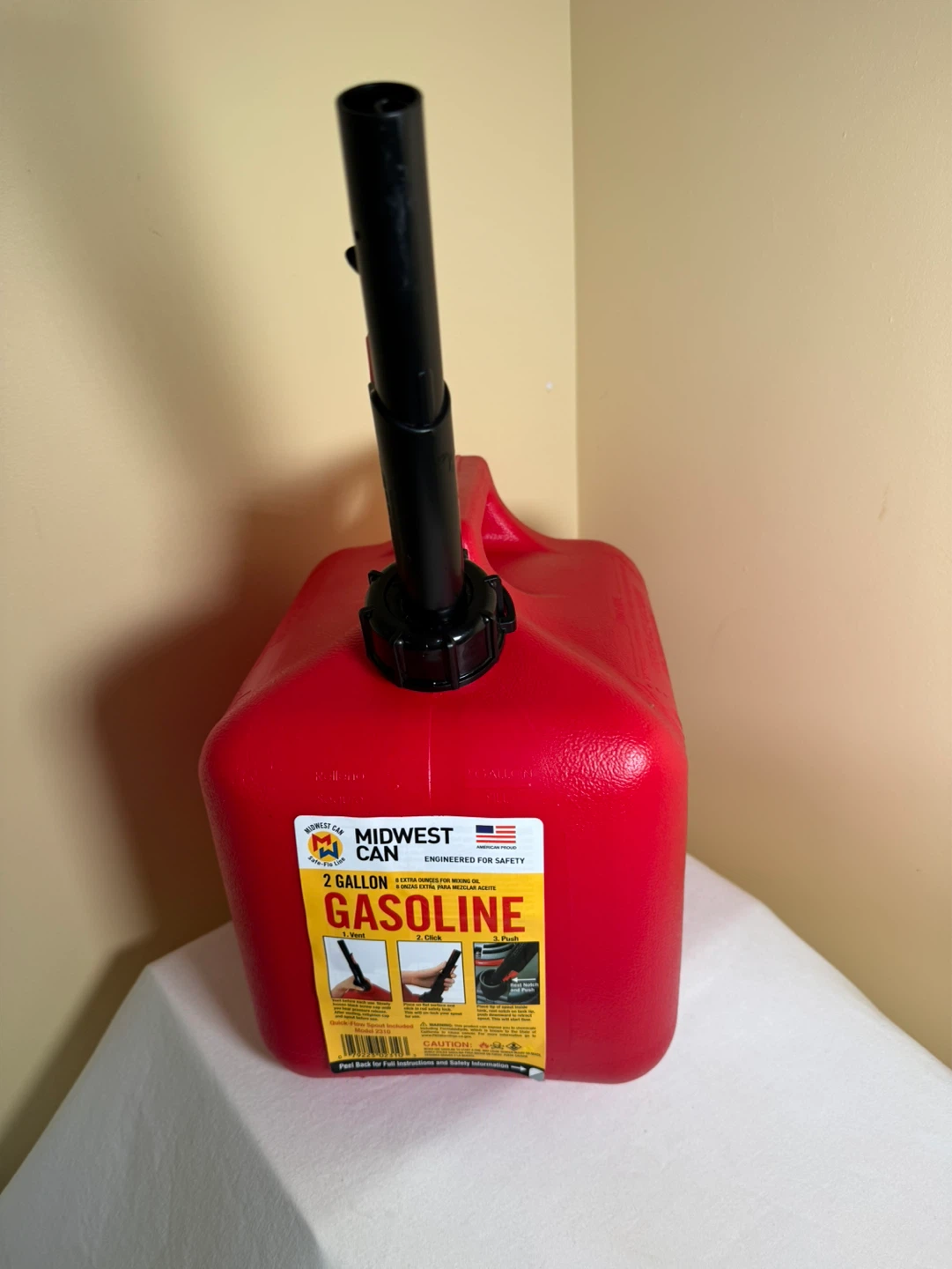 Midwest Can 2 Gallon Gasoline Can